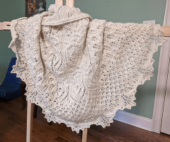 A Shawl for Maems