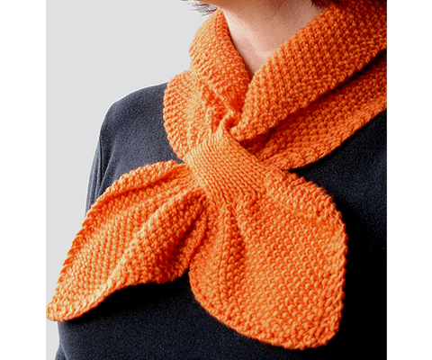 Moss Stitch Keyhole Scarflette